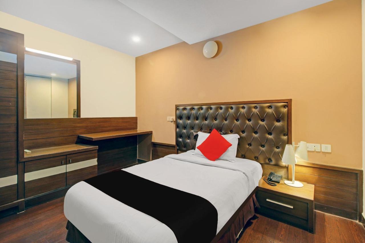 Collection O 82357 Hotel Surabhi Pride Trimulgherry Εξωτερικό φωτογραφία