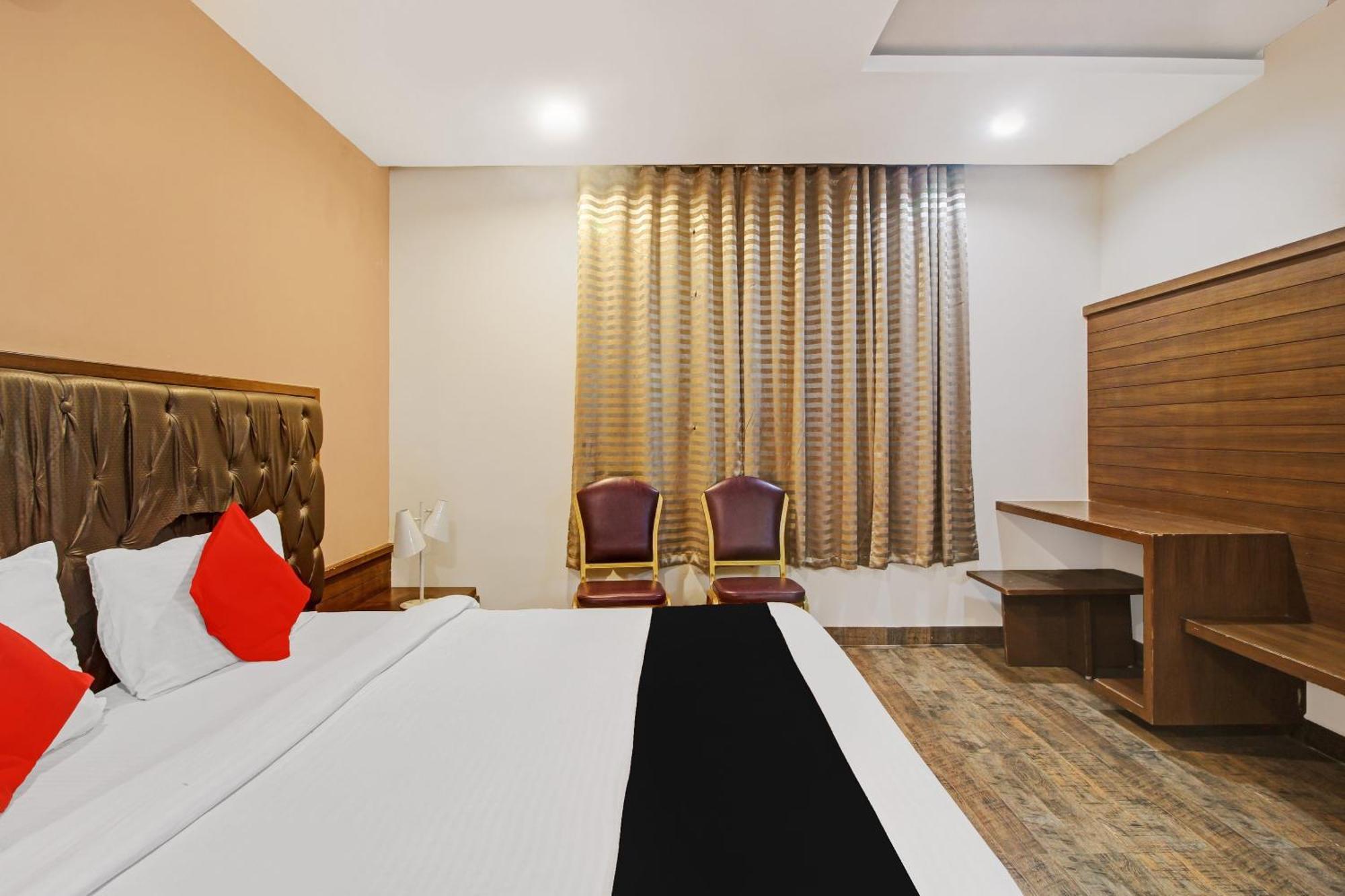 Collection O 82357 Hotel Surabhi Pride Trimulgherry Εξωτερικό φωτογραφία