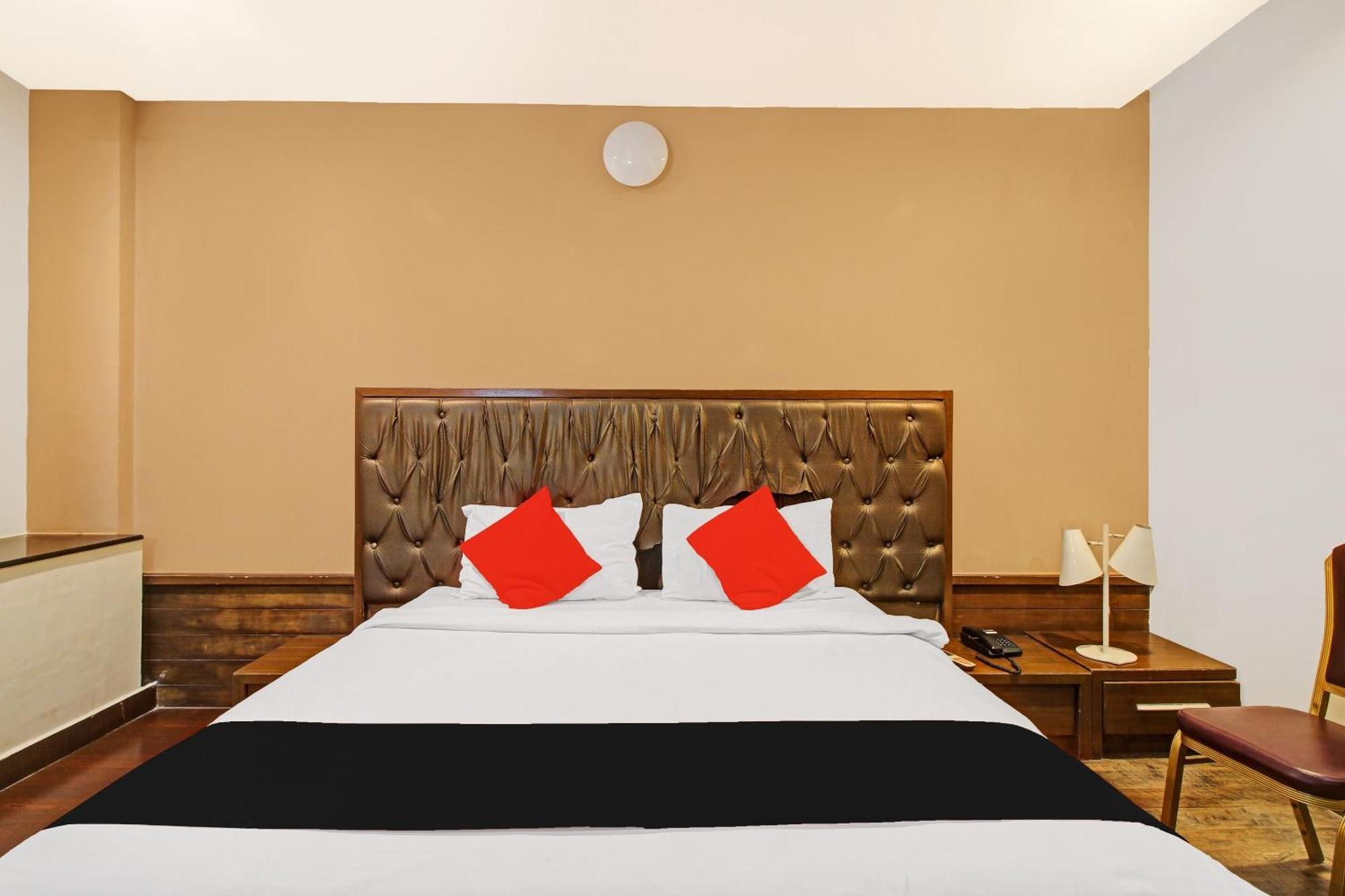 Collection O 82357 Hotel Surabhi Pride Trimulgherry Εξωτερικό φωτογραφία