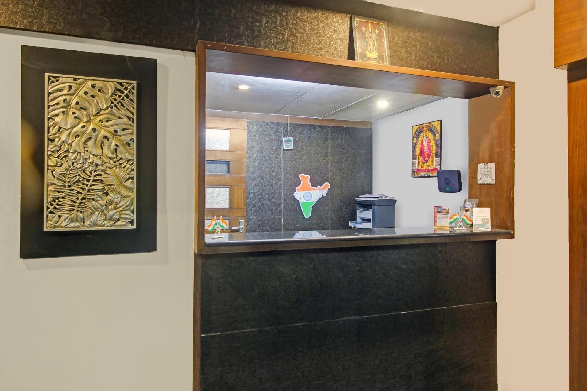 Collection O 82357 Hotel Surabhi Pride Trimulgherry Εξωτερικό φωτογραφία